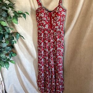 Red flowered American eagle jumper! Bell bottom